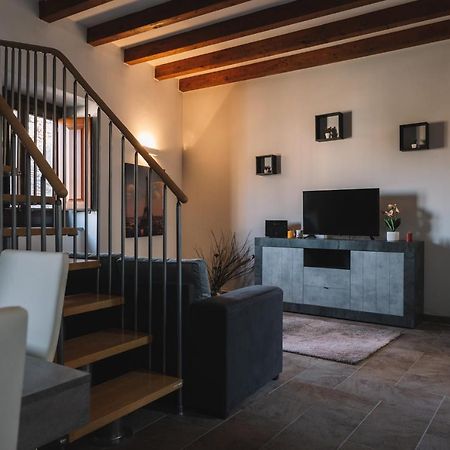 קטאניה Giro Nel Mondo Apartments מראה חיצוני תמונה