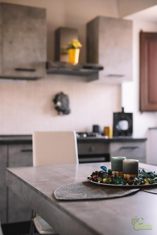 קטאניה Giro Nel Mondo Apartments מראה חיצוני תמונה
